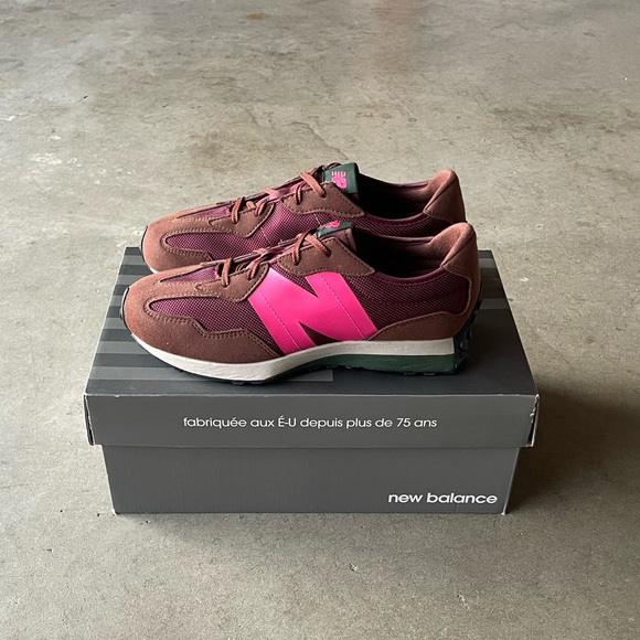 New Balance Other - New Balance 327 'Rich Earth/Hi-Pink' Maroon Cloth Classic Sneakers 7 Youth/Teen